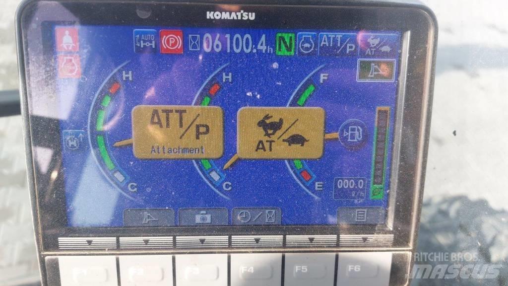 Komatsu PW 148-10 Hjulgrävare