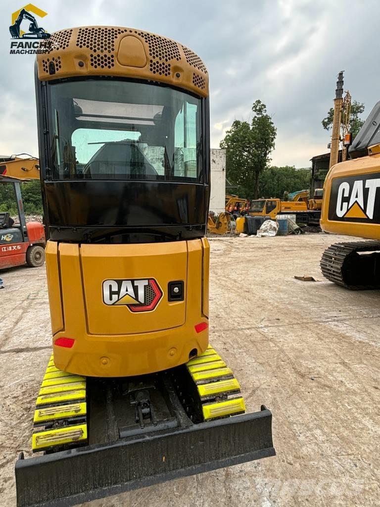 CAT 302 Minigrävare < 7t