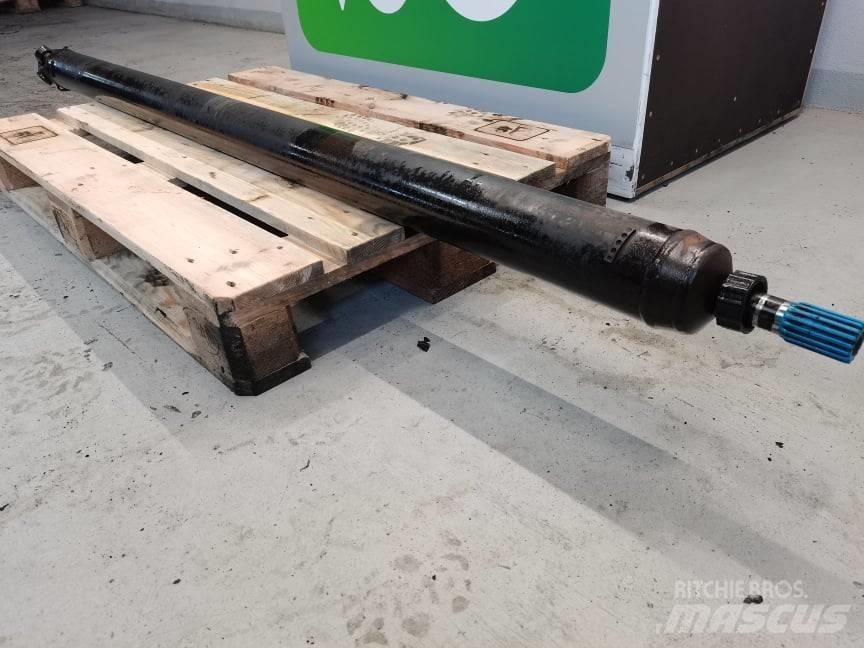 JLG 307 drive shaft Hjulaxlar
