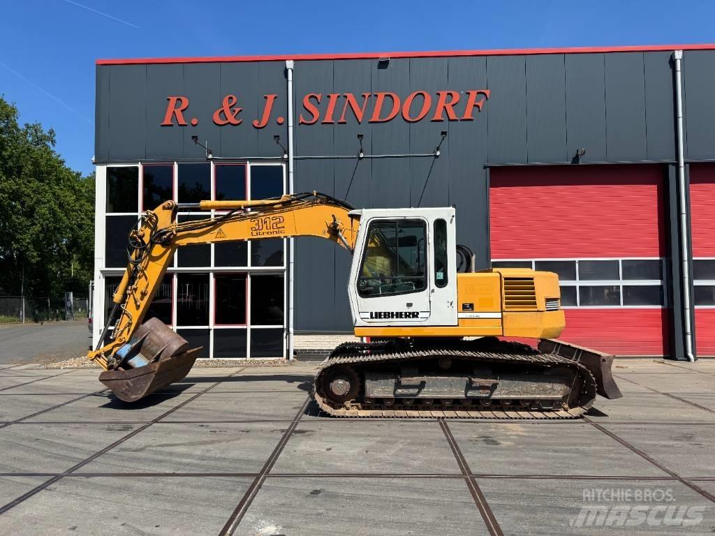 Liebherr R 312 Bandgrävare