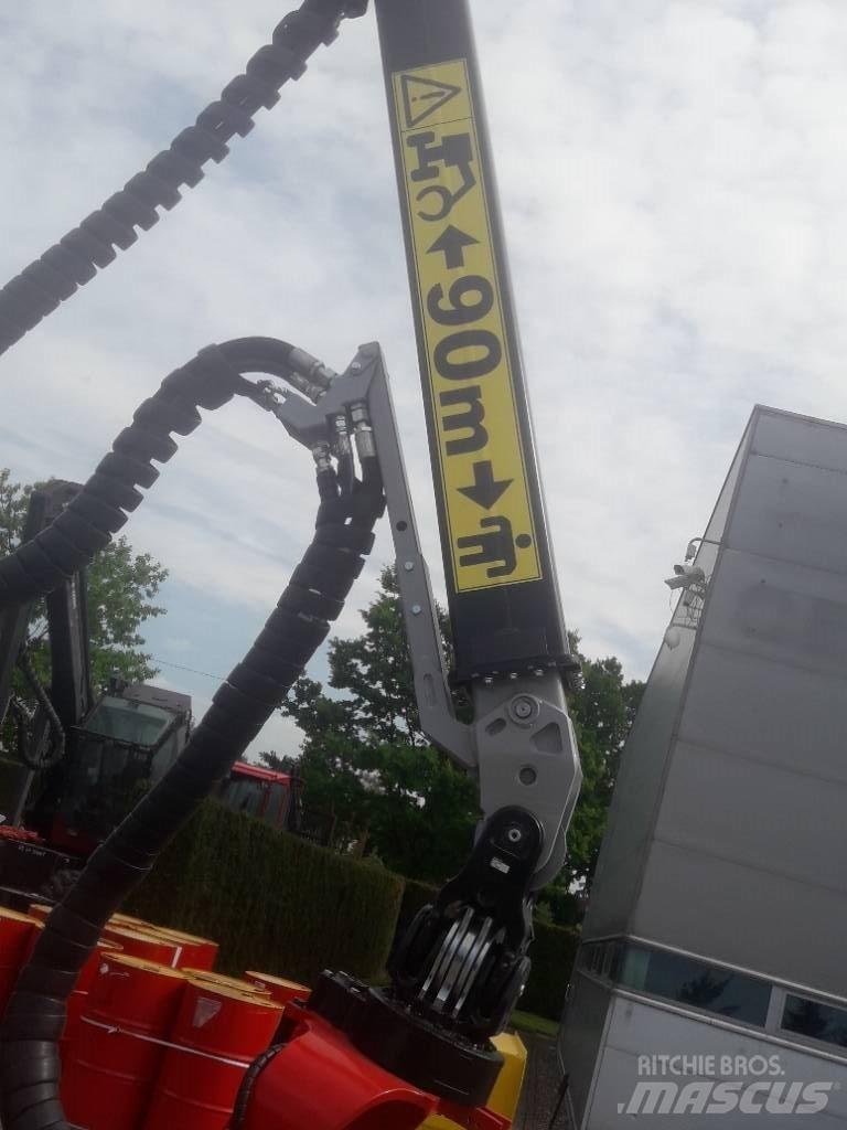 Komatsu 200H Skördarkranar
