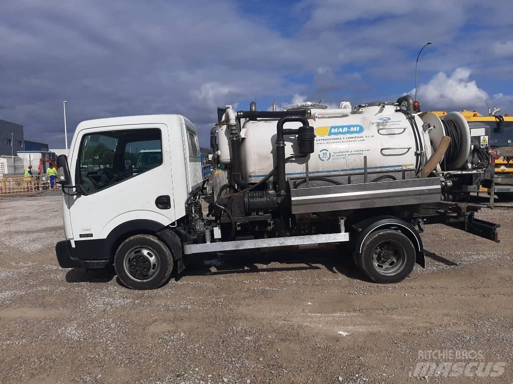 Nissan Cabstar E Slamsugningsbil