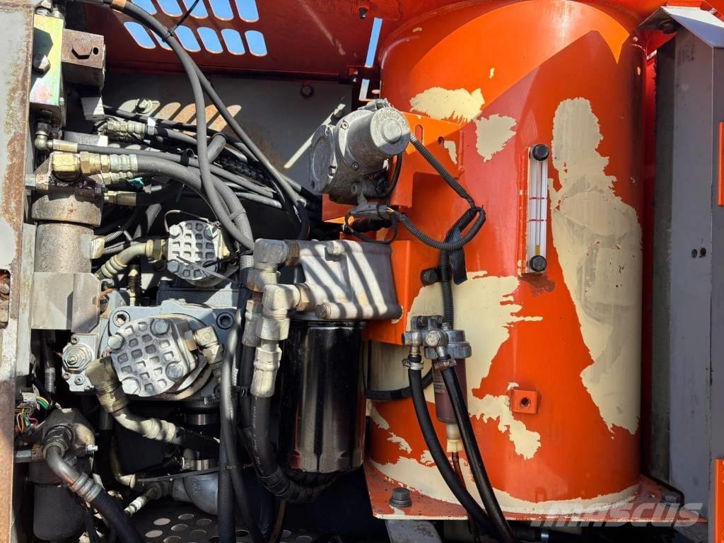 Hitachi ZX 130 W Hjulgrävare