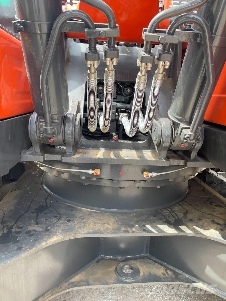 Doosan DX 225 Midigrävmaskiner 7t - 12t