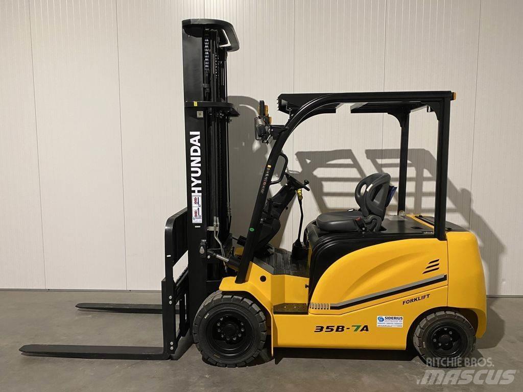 Hyundai 35B-7A Elmotviktstruckar