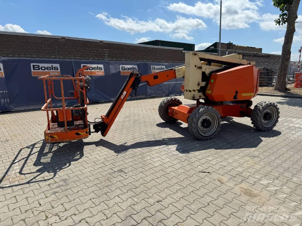 JLG 340AJ Bomliftar