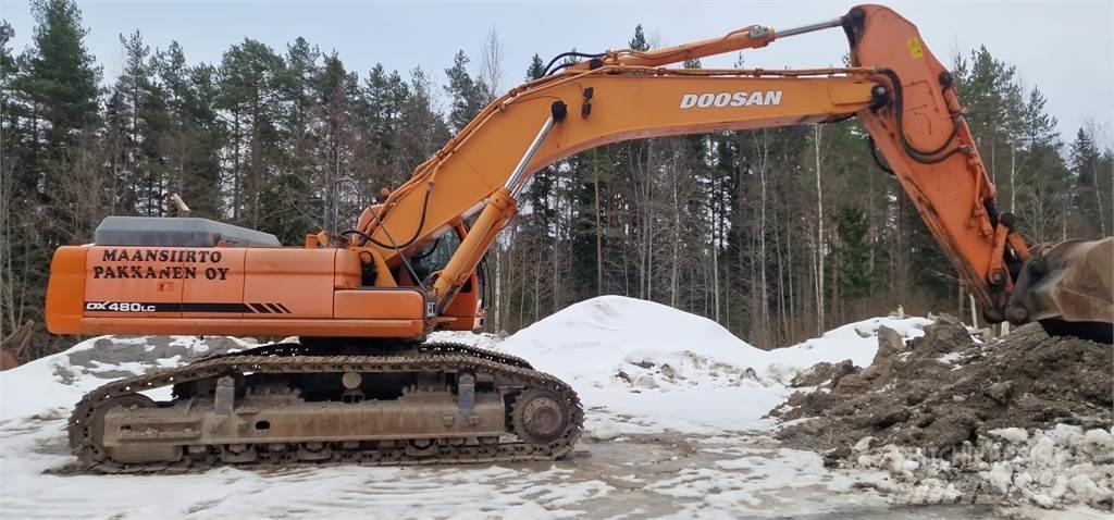 Doosan DX 480 LC Bandgrävare