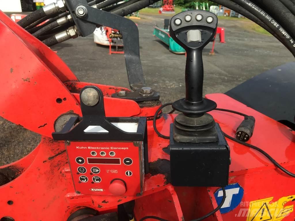 Kuhn EP 5050 SP Monterade och påhängda gräsklippare