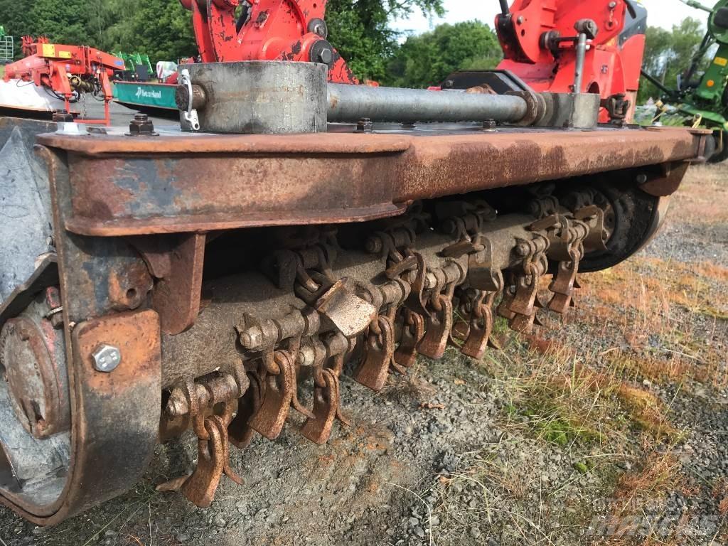 Kuhn EP 5050 SP Monterade och påhängda gräsklippare
