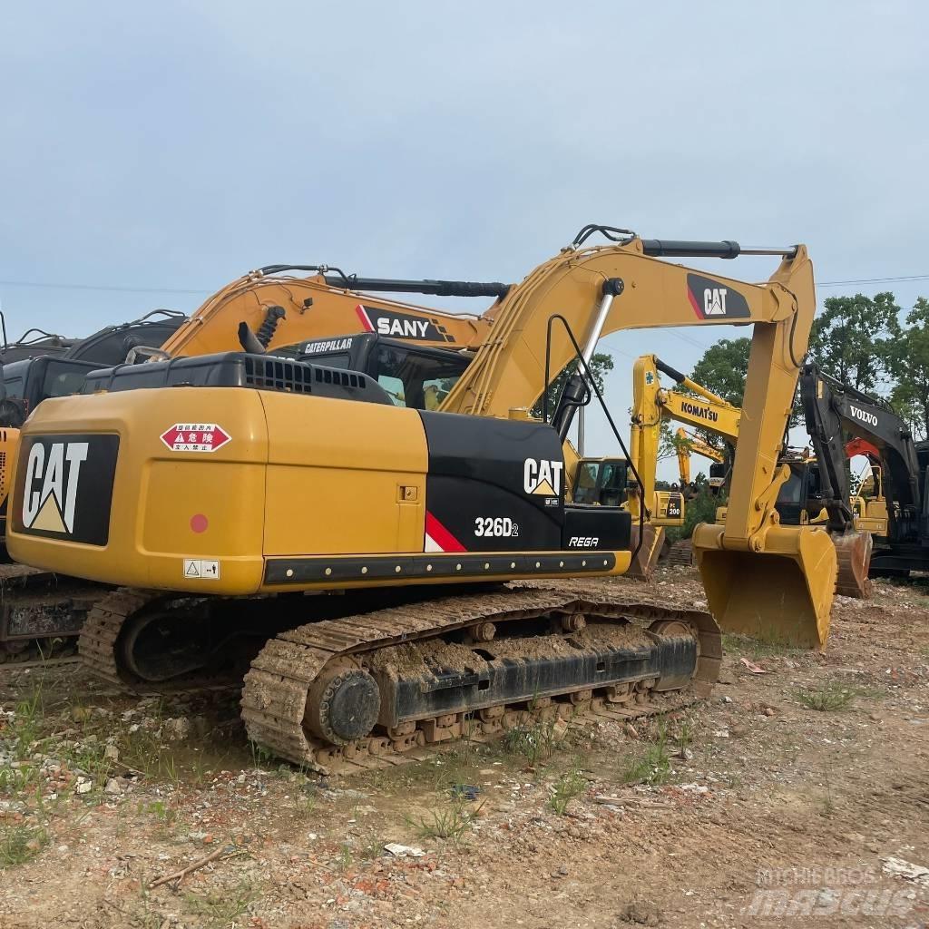 CAT 326D2 Bandgrävare