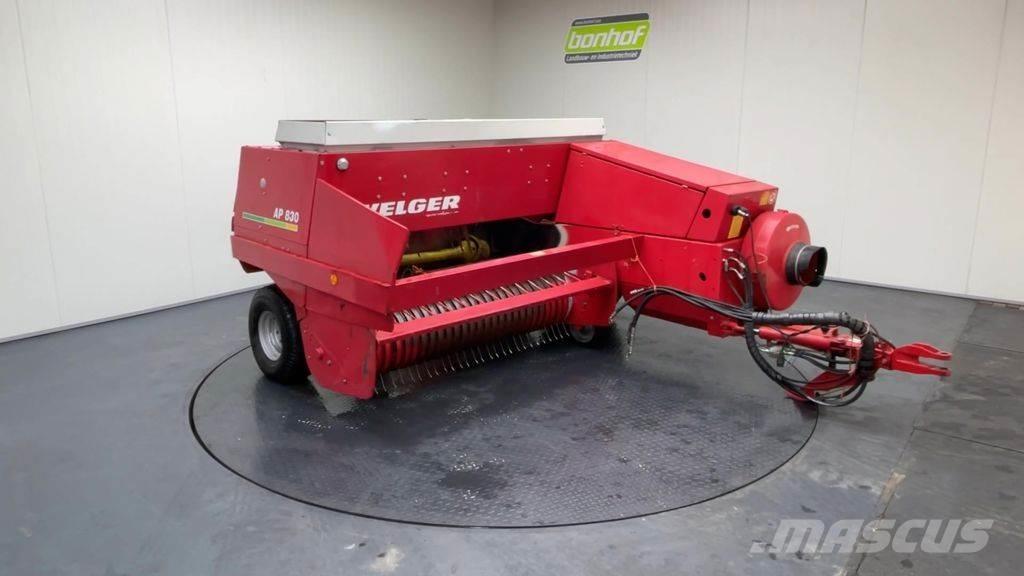 Welger AP 830 Fälthackar