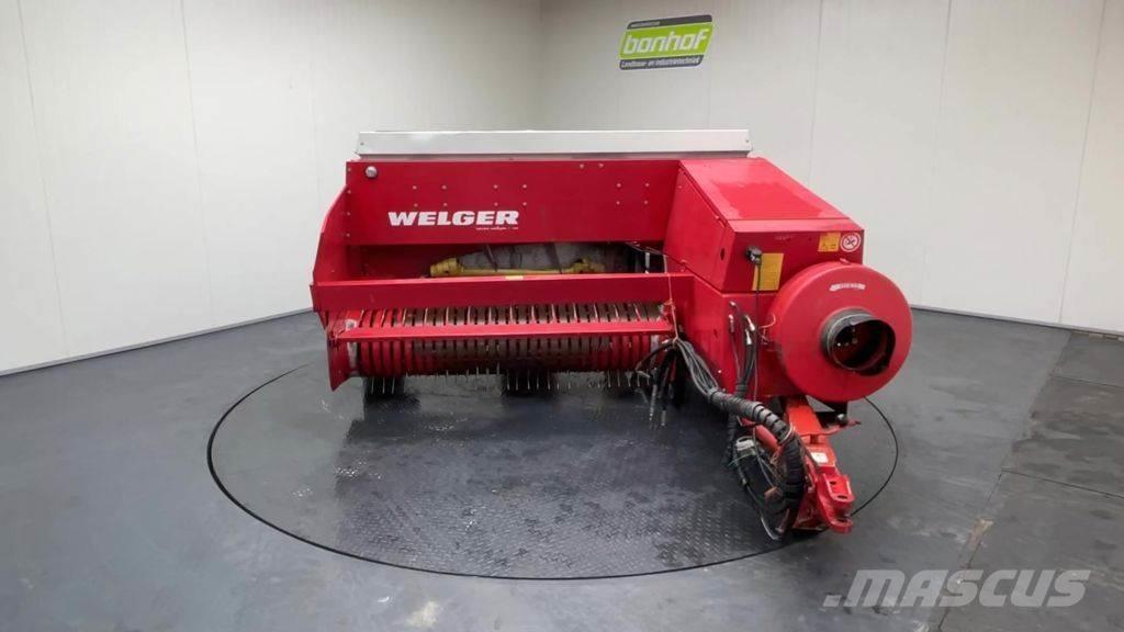Welger AP 830 Fälthackar