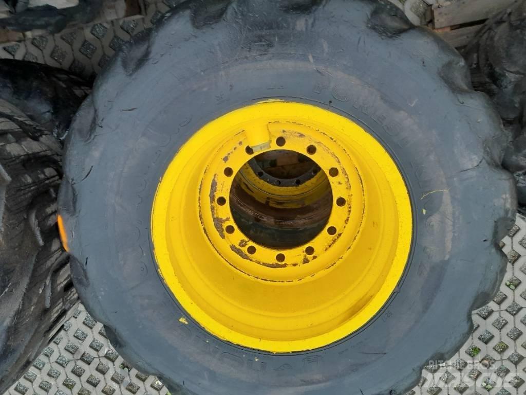 Nokian King F Däck, hjul och fälgar