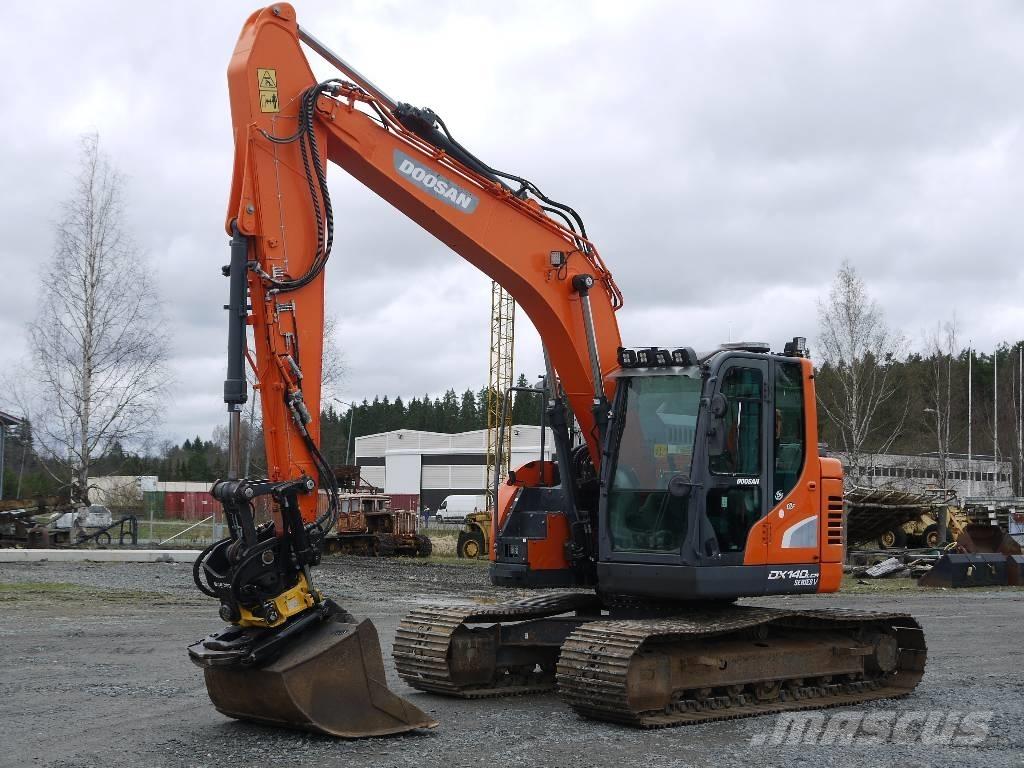Doosan DX 140 LCR-5 Bandgrävare