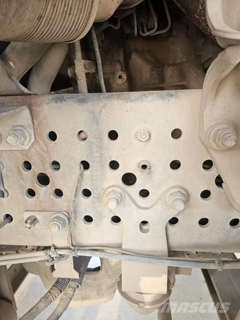 Mercedes-Benz 3951 Minidumprar