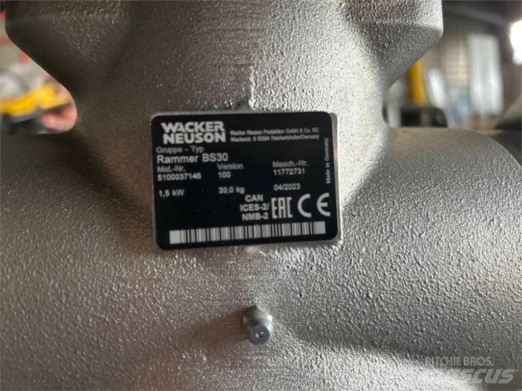 Wacker Neuson BS30 Stampar