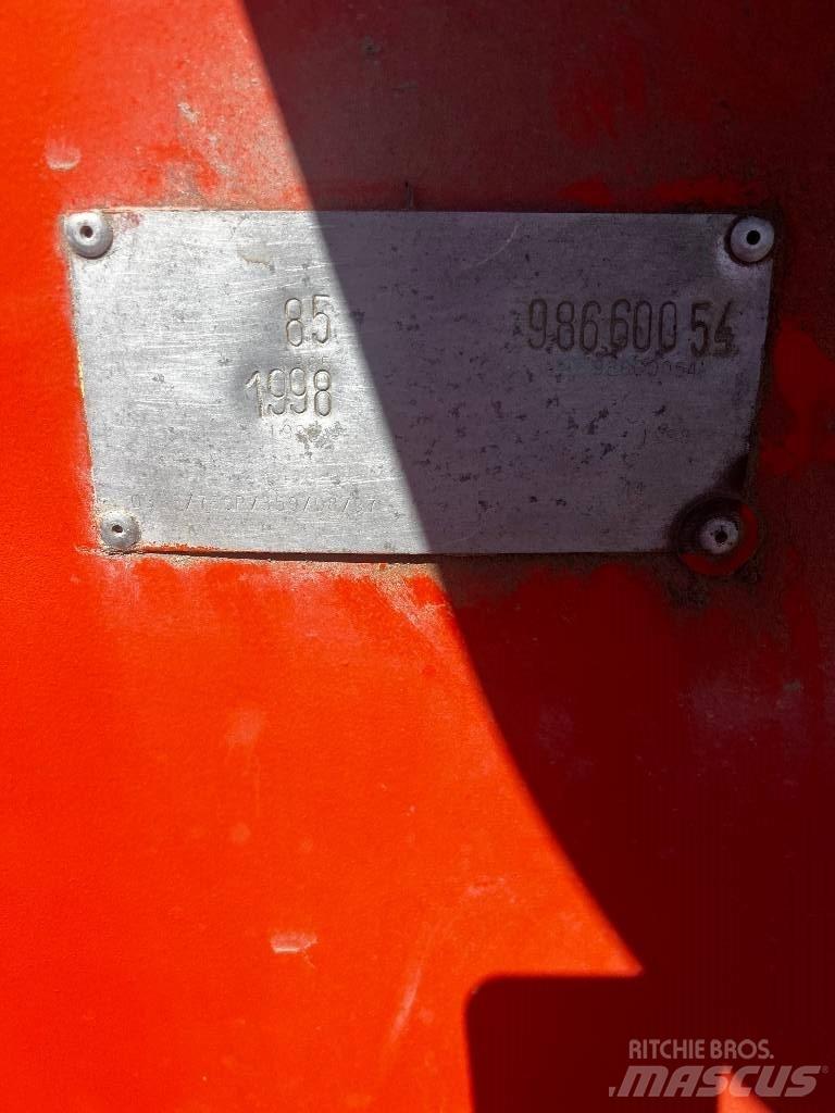Terex TB 85 Bomliftar