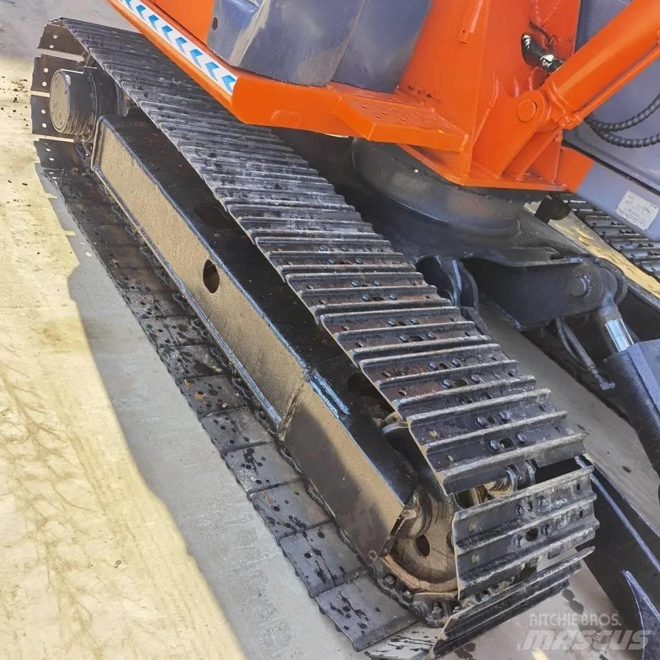 Hitachi ZX70 Bandgrävare