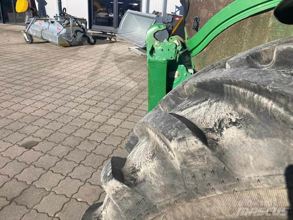 John Deere 6190R Traktorer
