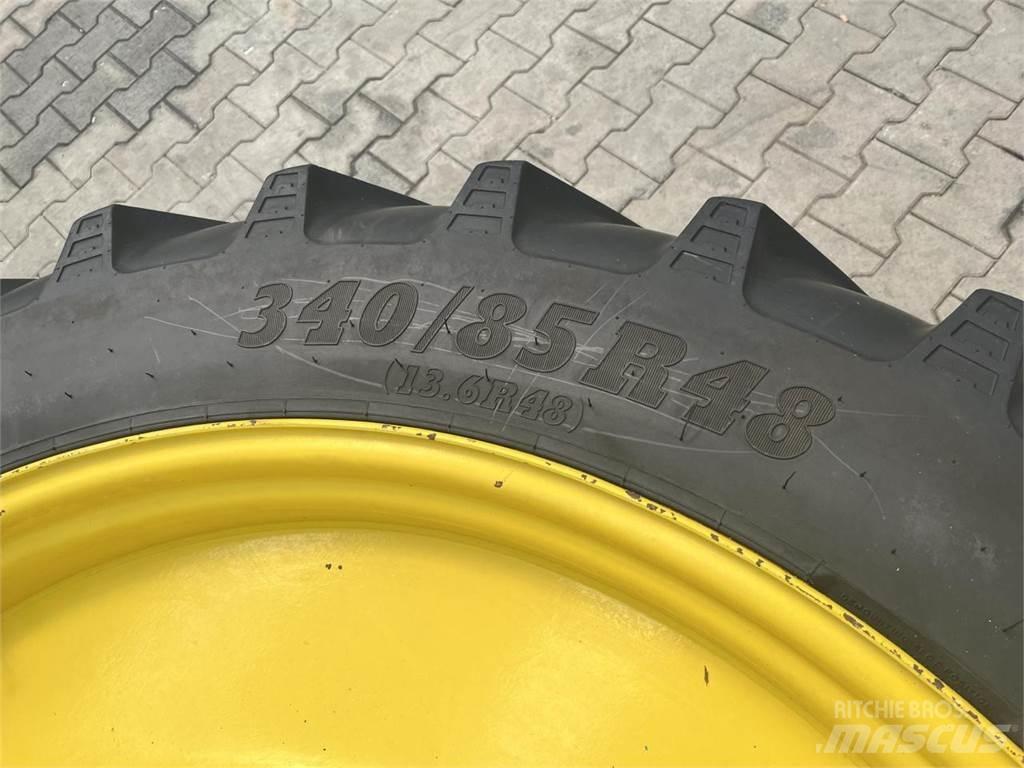 BKT 340/85R48 Däck, hjul och fälgar