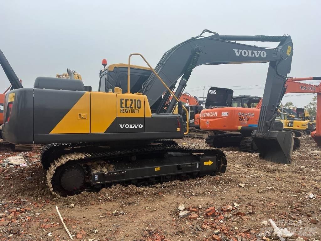 Volvo EC 210 B LC Bandgrävare