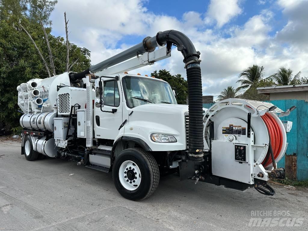 Freightliner M2 Slamsugningsbil