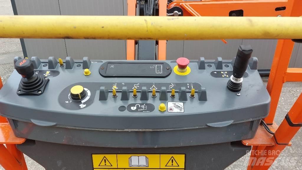 JLG E 400 AJPN Bomliftar