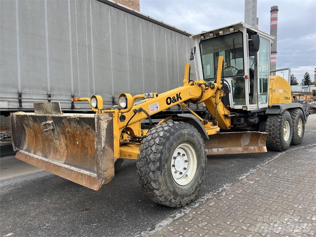 O&K F 106.6 Väghyvlar