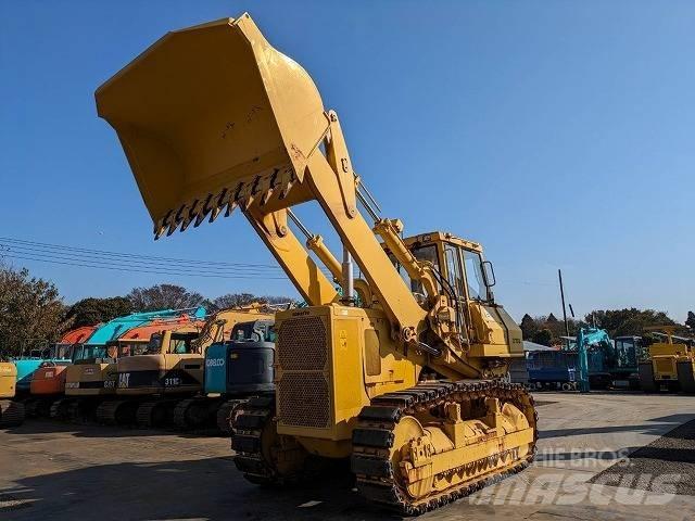 Komatsu D 75 S-5 Bandlastare
