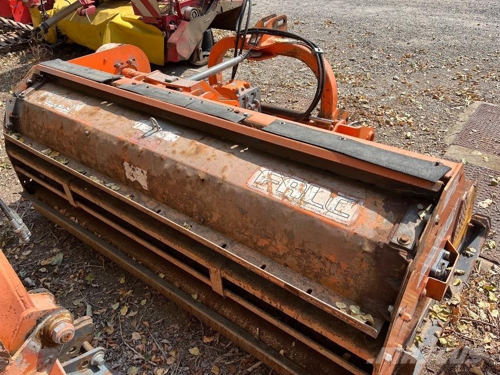 Falc AGILA 2300 Betesputsare