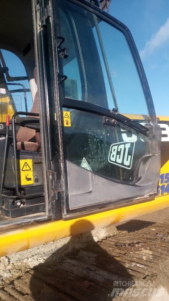 JCB JS 220 LC Bandgrävare