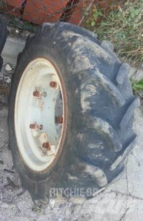  Pneu 280/70R18 Däck, hjul och fälgar