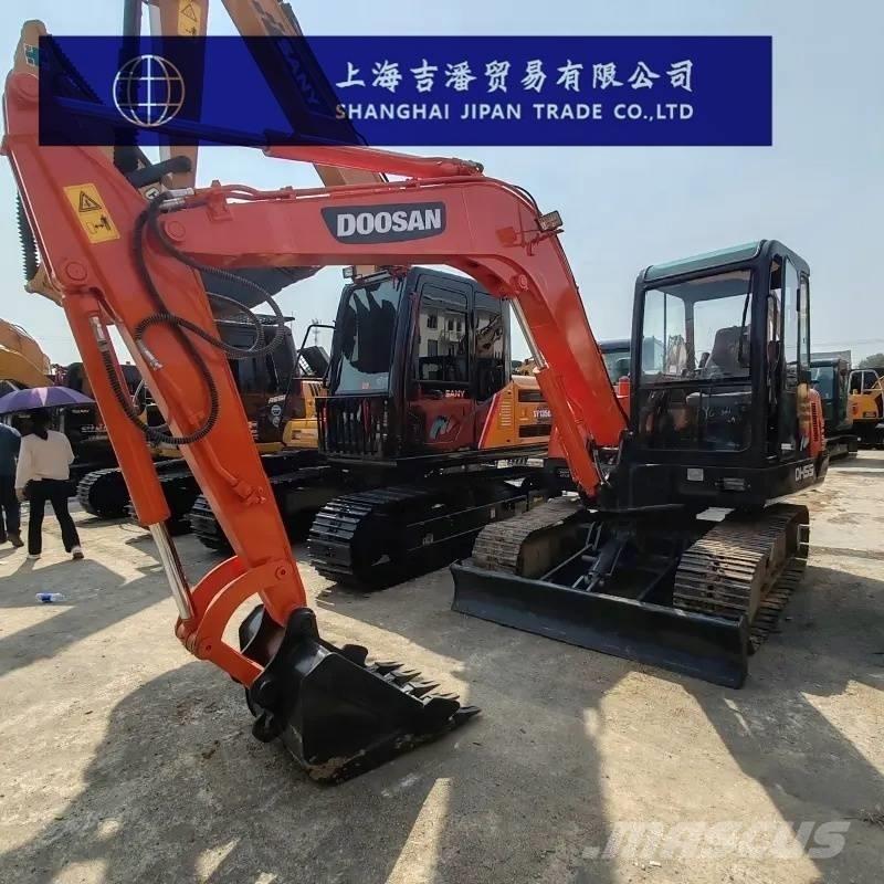 Doosan DH 55 Bandgrävare