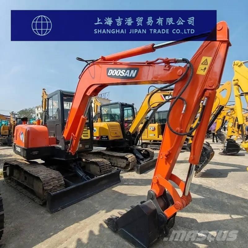 Doosan DH 55 Bandgrävare