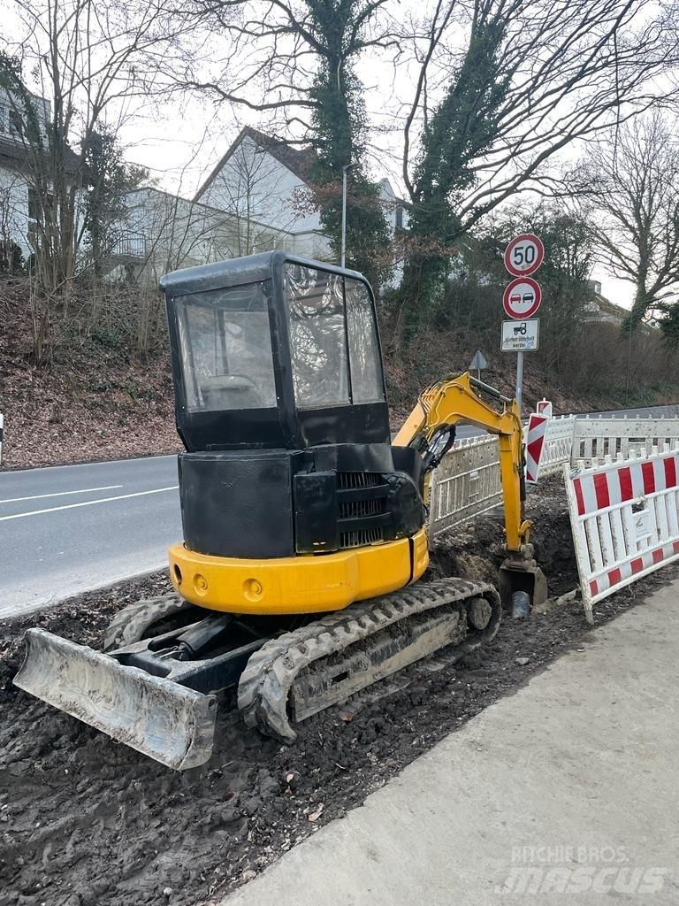 CAT 303 CR Minigrävare < 7t