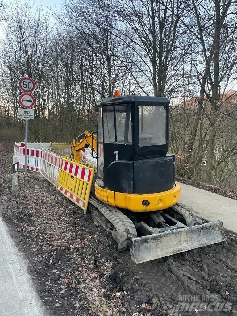 CAT 303 CR Minigrävare < 7t
