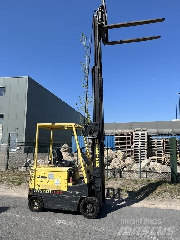 Hyster e3.00xl Elmotviktstruckar