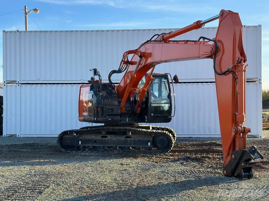 Hitachi ZX225US-6 Bandgrävare