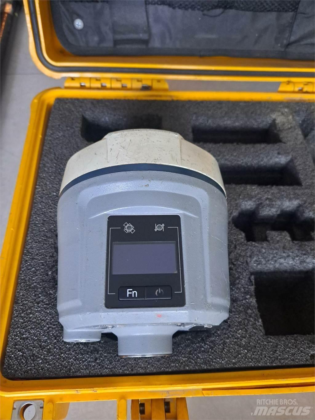  CHC i80 GNSS Instrument, mät- och automatiseringsutrustning