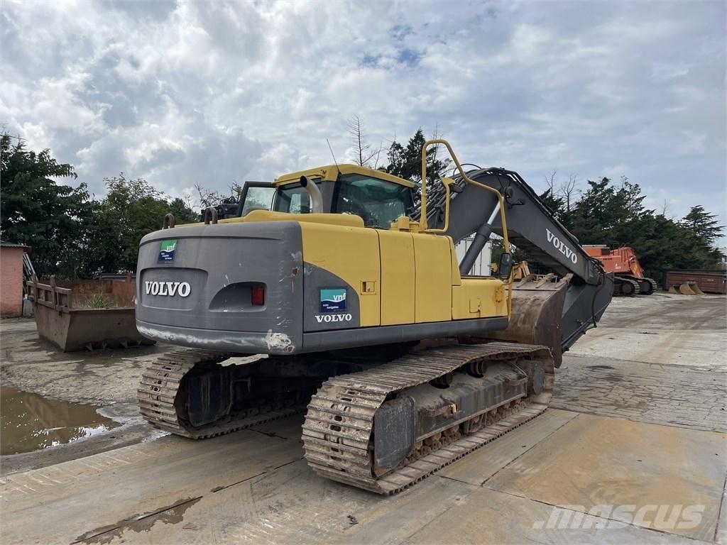 Volvo EC 160 LC Bandgrävare