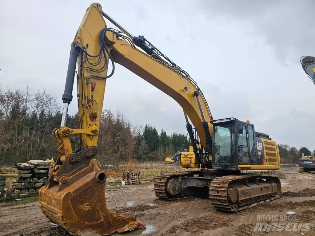 CAT 336 F L Bandgrävare