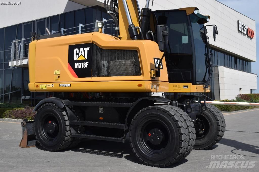 CAT M 318 F Hjulgrävare