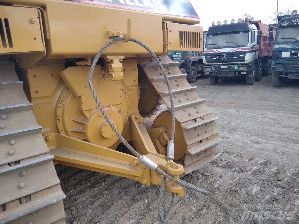 CAT D 7 R Schaktmaskiner