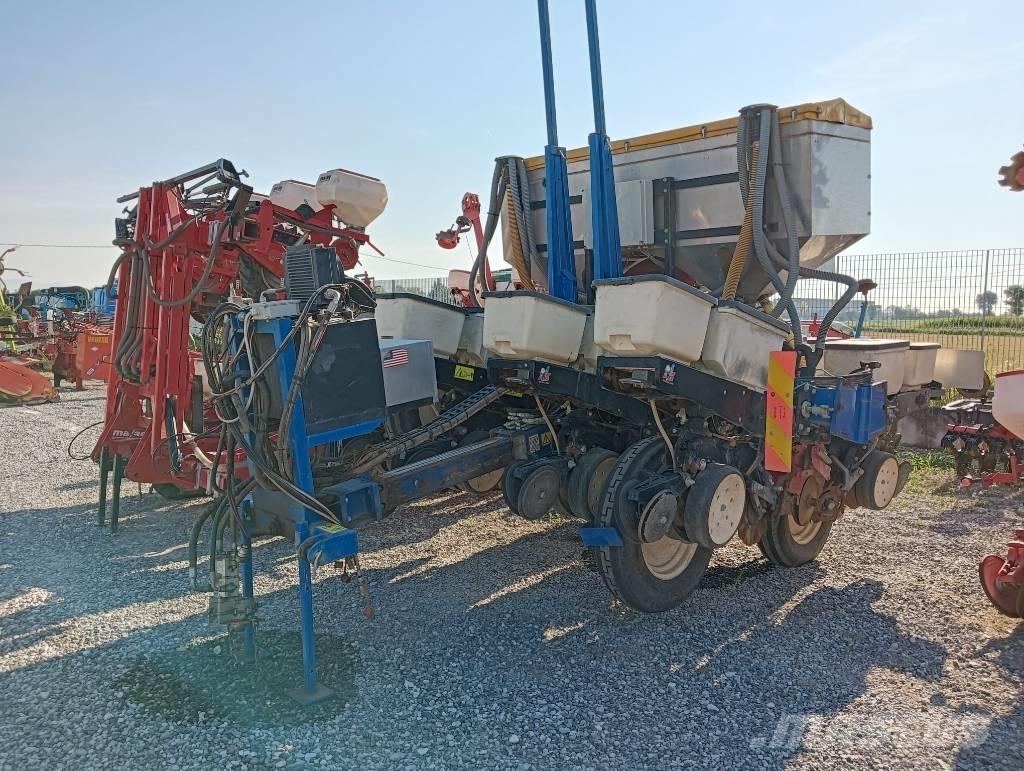 Kinze 3000 Sättare och planteringsmaskiner