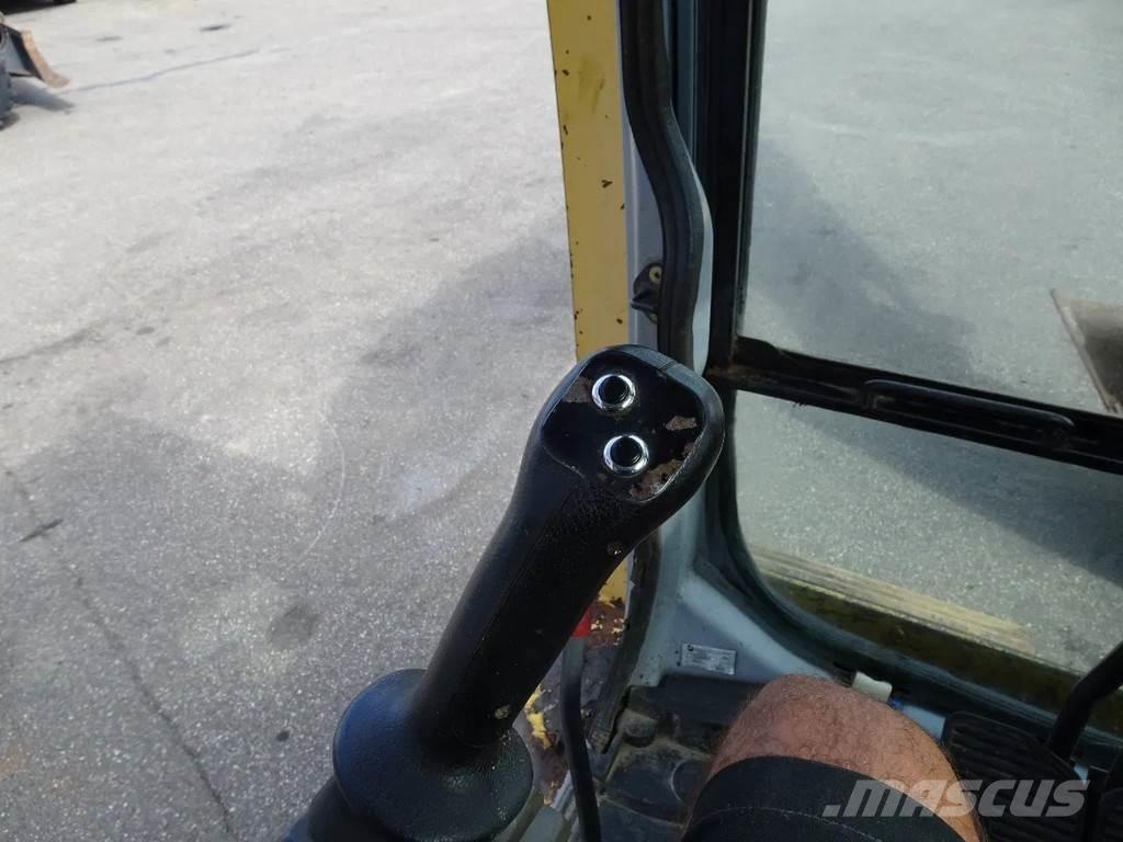New Holland E195 Bandgrävare