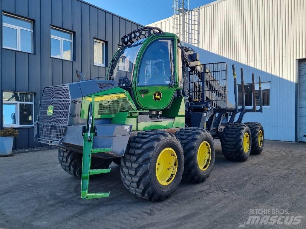 John Deere 1010 G Skotare