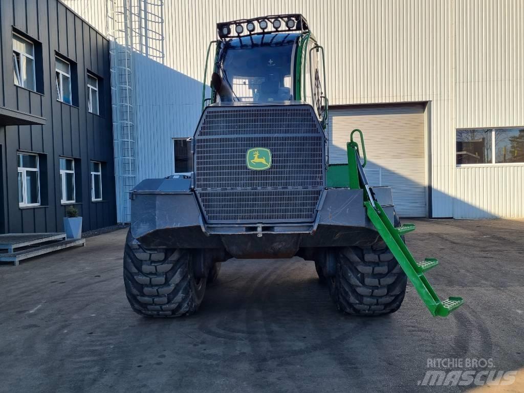John Deere 1010 G Skotare