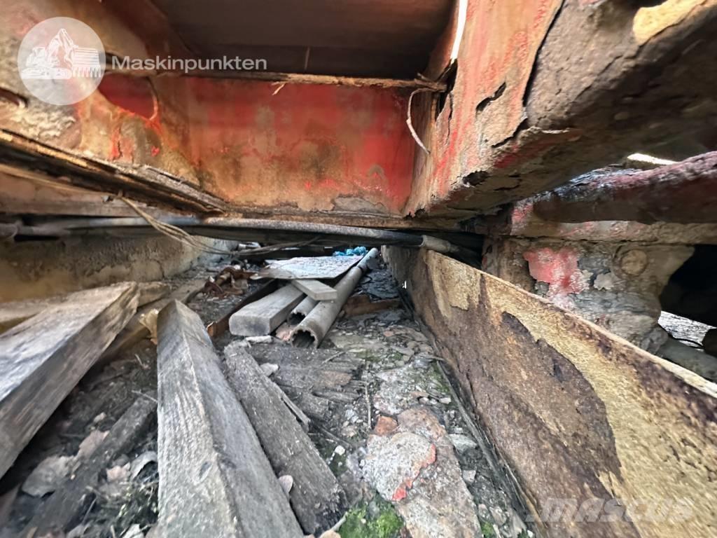 HRD NTG Trombon Låg lastande semi trailer