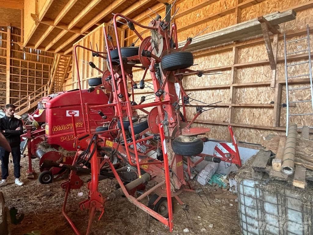 Kuhn GF10812 Vändare och luftare