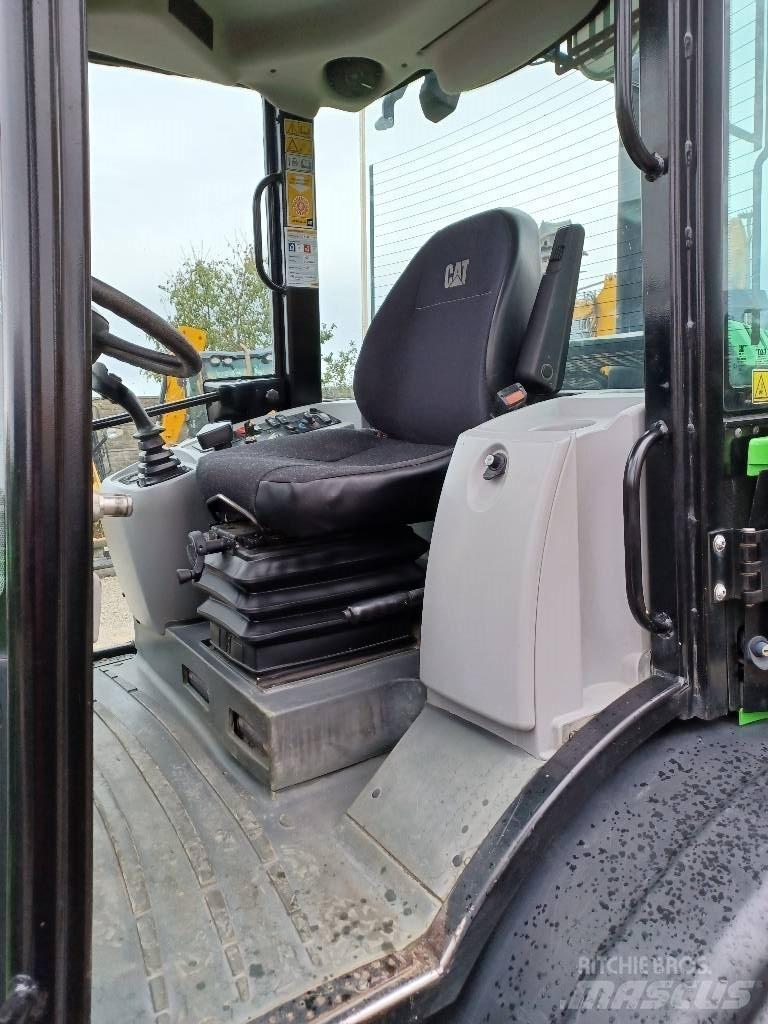 CAT 906M Hjullastare